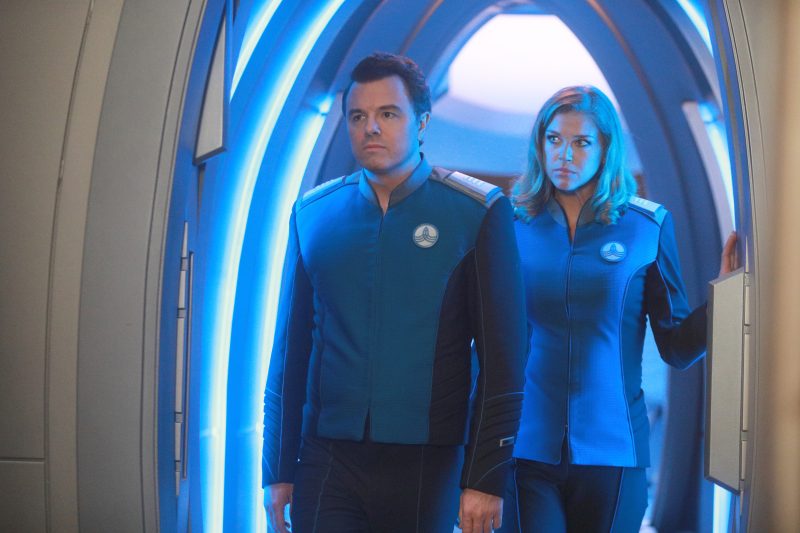 The Orville 102 - Command Performance - Ed (Seth Macfarlane) and Kelly (Adrianne Palicki)